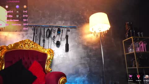 Snapshot of hotdesy_ chatting on 01-11-25, 09:36 Mistress online show from 01-11-25, 09:36