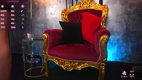 Snapshot of hotdesy_ chatting on 01-12-25, 03:17 Mistress online show from 01-12-25, 03:17