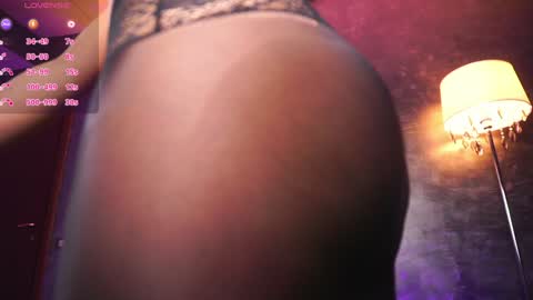 Snapshot of hotdesy_ chatting on 01-20-25, 09:35 Mistress online show from 01-20-25, 09:35