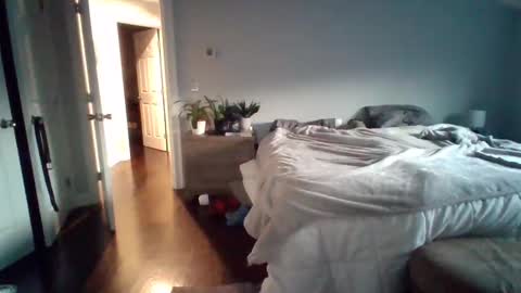 hotdog1124 online show from 11-19-25, 11:54