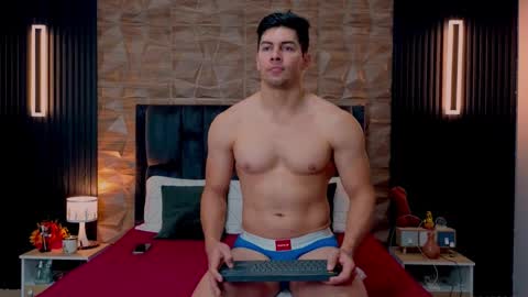 felipe  marcello online show from 09-25-25, 02:32