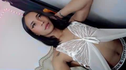Snapshot of hotgirl_krisxx chatting on 10-04-25, 06:22 hotgirl_krisxx online show from 10-04-25, 06:22