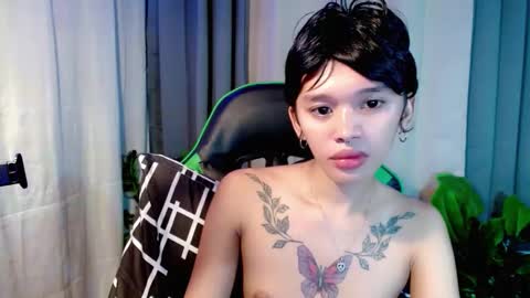 hotgirlronaxx online show from 12-16-25, 04:50