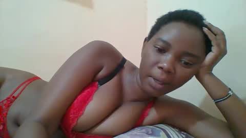 Queen online show from 02-15-25, 12:22