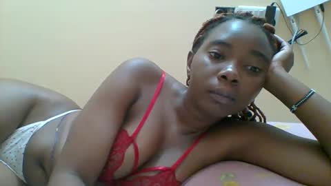 Queen online show from 10-14-25, 05:30