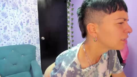 hannah online show from 09-27-25, 02:27