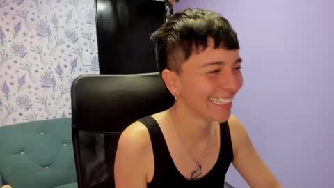 hannah online show from 10-04-25, 02:31