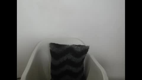 hotjessie0 online show from 01-27-25, 07:14