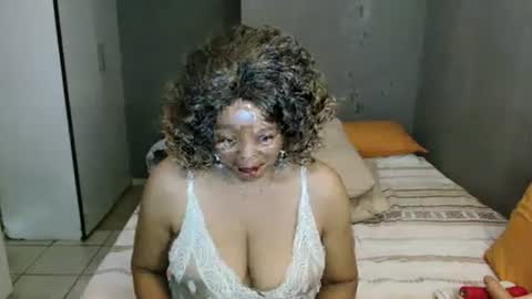 Snapshot of hotlilya chatting on 10-20-25, 07:42 hotlilya online show from 10-20-25, 07:42