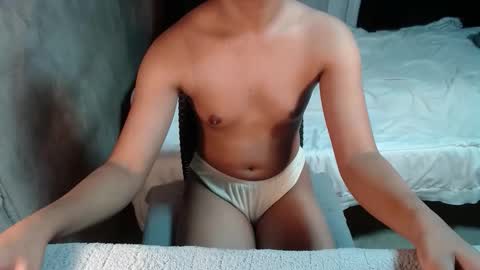 Snapshot of hotlilyxx chatting on 09-30-25, 11:32 hotlilyxx online show from 09-30-25, 11:32