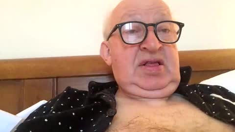 hotmuff99 online show from 02-01-25, 08:29