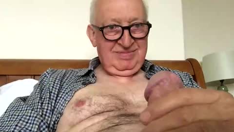 hotmuff99 online show from 10-03-25, 02:36