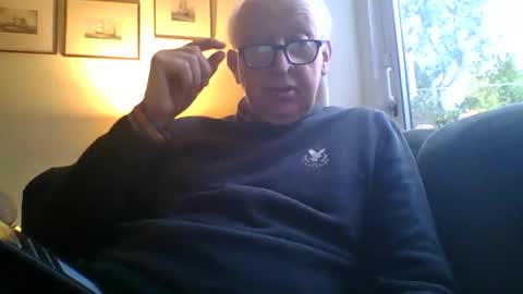 hotmuff99 online show from 11-03-25, 02:18