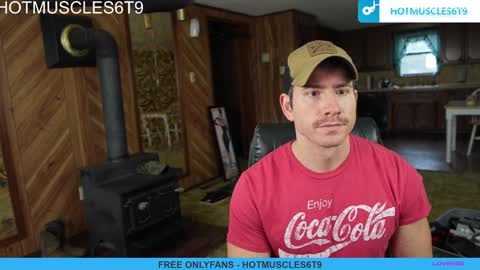 Snapshot of hotmuscles6t9 chatting on 02-05-25, 04:03 hotmuscles6t9 online show from 02-05-25, 04:03