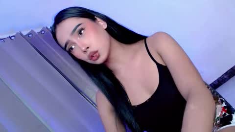 Snapshot of hotnaughty_beatrice chatting on 10-08-25, 07:44 HOT BEATRICE online show from 10-08-25, 07:44