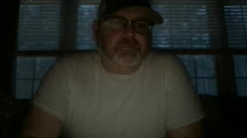 Snapshot of hotndirty72 chatting on 02-16-25, 11:27 hotndirty72 online show from 02-16-25, 11:27