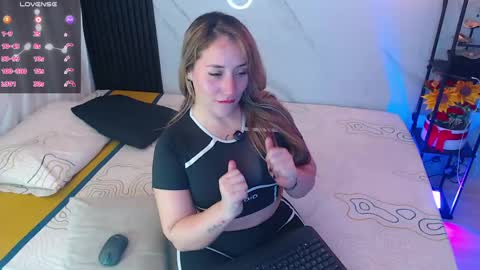 Sussy Bloom  online show from 03-14-26, 06:19