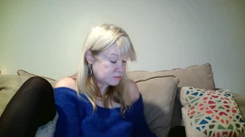 Snapshot of hotpepperrose chatting on 12-16-24, 05:49 hotpepperose online show from 12-16-24, 05:49
