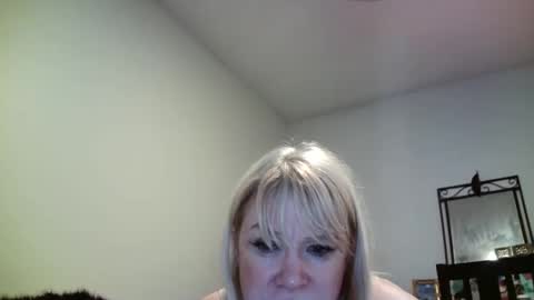 Snapshot of hotpepperrose chatting on 02-19-25, 11:04 hotpepperose online show from 02-19-25, 11:04