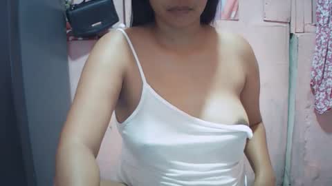 hotpink4u04 online show from 01-18-26, 11:25