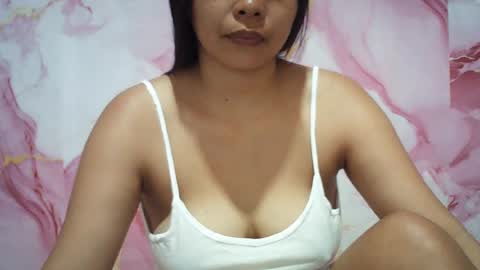 Snapshot of hotpink4u04 chatting on 06-27-26, 10:48 hotpink4u04 online show from 06-27-26, 10:48