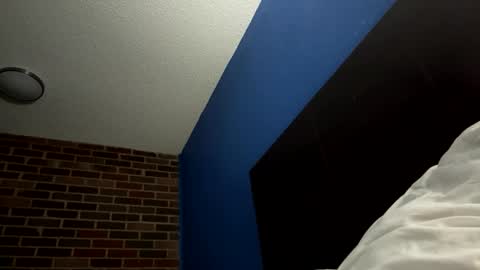 Snapshot of hotsexyclassyhippies chatting on 10-24-25, 11:39 hotsexyclassyhippies online show from 10-24-25, 11:39