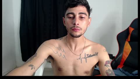 Snapshot of hotsteel420 chatting on 01-07-25, 01:17 hotsteel420 online show from 01-07-25, 01:17