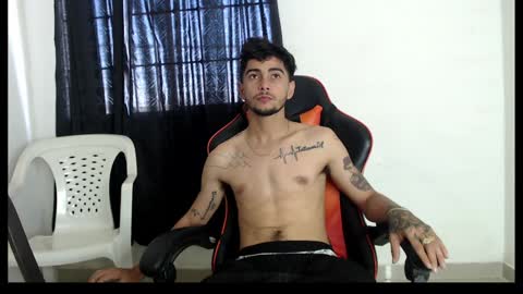 Snapshot of hotsteel420 chatting on 01-19-25, 01:44 hotsteel420 online show from 01-19-25, 01:44