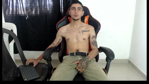 Snapshot of hotsteel420 chatting on 02-08-25, 02:16 hotsteel420 online show from 02-08-25, 02:16