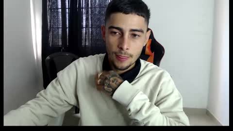 Snapshot of hotsteel420 chatting on 03-06-25, 01:46 hotsteel420 online show from 03-06-25, 01:46