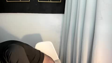 Snapshot of hotstellacumxxx chatting on 10-16-25, 08:21 STELLA online show from 10-16-25, 08:21