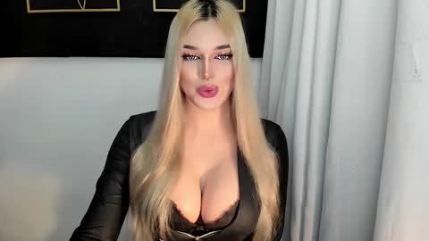 STELLA online show from 11-17-25, 06:30