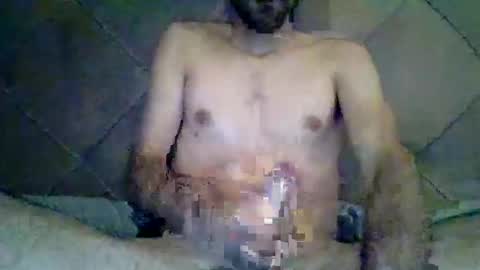 Snapshot of hottboy1994 chatting on 10-31-25, 07:20 hottboy1994 online show from 10-31-25, 07:20