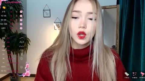 hello Im Eva online show from 12-05-24, 02:20