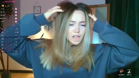 hello Im Eva online show from 01-03-25, 08:32