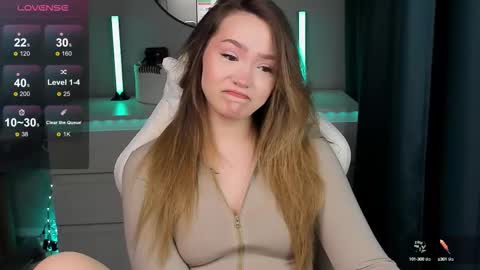 hello Im Eva online show from 09-18-25, 06:10