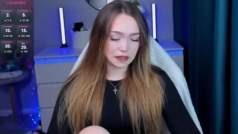 hello Im Eva online show from 10-18-25, 01:34