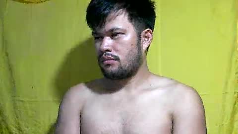Snapshot of hottestpinoy2323 chatting on 06-23-26, 02:48 HottestPinoy32 online show from 06-23-26, 02:48