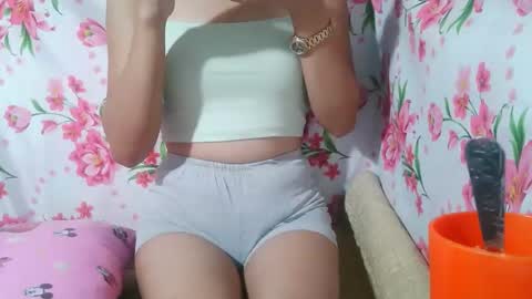Snapshot of hottie_horny_exoticpussyx chatting on 09-16-25, 11:17 hottie_horny_exoticpussyx online show from 09-16-25, 11:17