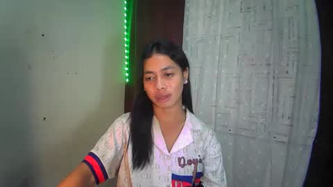 Snapshot of hottiescummerx chatting on 12-08-24, 08:58 N I C A online show from 12-08-24, 08:58