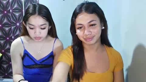 Snapshot of hottiescummerx chatting on 02-04-25, 03:22 N I C A online show from 02-04-25, 03:22