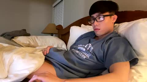 hottiewithabody101 online show from 10-09-25, 12:52