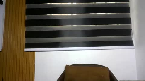 hotty_lora889 online show from 11-13-25, 10:36