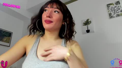 Snapshot of hottycrishinaxx chatting on 12-02-24, 07:47 crishinahotty online show from 12-02-24, 07:47