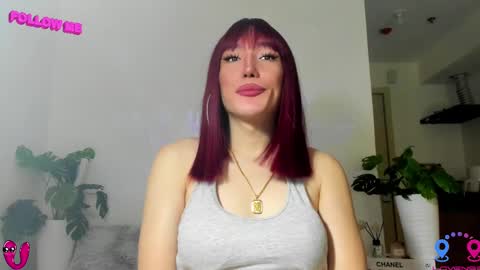 Snapshot of hottycrishinaxx chatting on 02-12-25, 07:02 crishinahotty online show from 02-12-25, 07:02