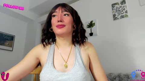 Snapshot of hottycrishinaxx chatting on 02-27-25, 12:21 crishinahotty online show from 02-27-25, 12:21