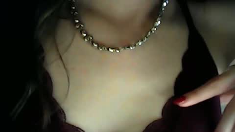 Snapshot of hotwinterxx chatting on 11-14-25, 11:57 Hotwixx online show from 11-14-25, 11:57