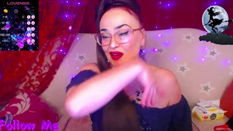 Hotzlata online show from 12-17-24, 08:10