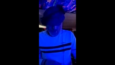 SeanPatrick online show from 04-05-26, 06:21