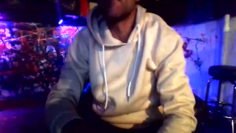 Snapshot of howbowdadareboy33 chatting on 12-12-24, 09:40 ask me online show from 12-12-24, 09:40